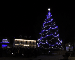 Nejkrásnější vánoční strom mají v Brumově-Bylnici