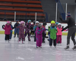 Vicemistr světa učil děti bruslit v rámci projektu Sporťák 