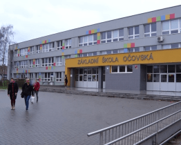 Starosta Libor Střecha poděkoval bývalému i novému řediteli ZŠ