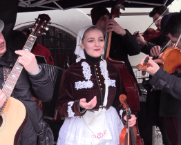 Fašank se protáhl na celý den