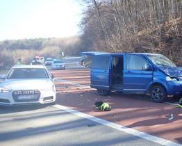 Tragická nehoda v Buchlovských kopcích. O život přišli dva motorkáři