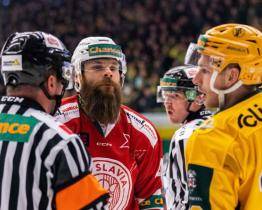 Vsetín nezvládl další souboj se Slavií, dnes bude odvracet konec sezony 