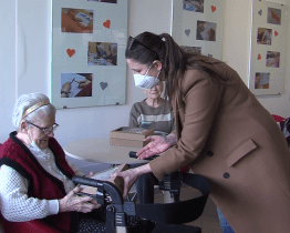 Rok seniora zahájila v Uherskohradišťské nemocnici výstava