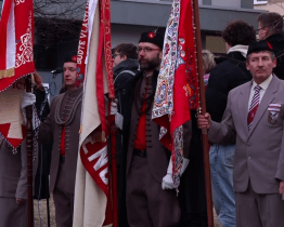 Během pietního aktu zazněla i ukrajinská hymna