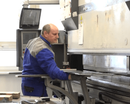 Retigo postavilo v Rožnově novou výrobní halu za 140 milionů