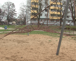 Město připravuje dětská a sportovní hřiště na jaro a léto