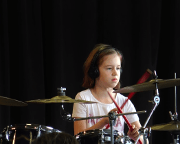 ZUŠ hostila krajské kolo soutěže ve hře na bicí