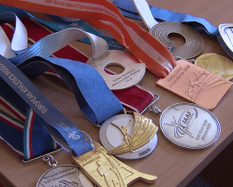 Atletka Denisa Helceletová lákala děti na příměstský kemp