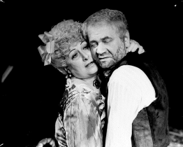 Navždy spolu. Pouhé tři dny po svém manželovi odešla do hereckého nebe také Vlasta Mecnarowská