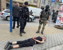 Muž zabil svého známého a dal se na útěk. Policie jej dopadla ve Fryštáku