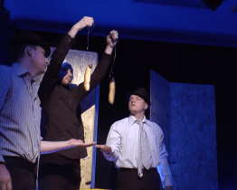 Vyřeší inspektor Droždí vraždu tukového rohlíku?