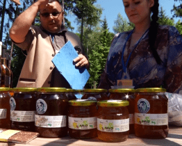 Novoveští včelaři oslavili svůj den