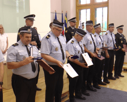 Městská policie Zlín oslavila 30. výročí udělením vyznamenání
