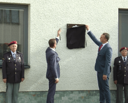 Hrdina Josef Bublík má na rodném domku pamětní desku