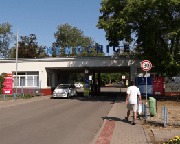 Hodonínská nemocnice opět kvůli covidu omezuje návštěvy