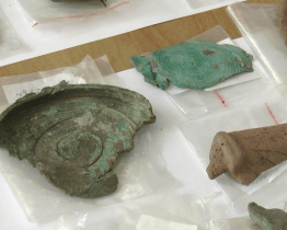 Archeologové našli v Roštění unikátní žárové pohřebiště