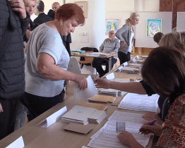 Zájemci o členství ve volebních komisích se mohou hlásit