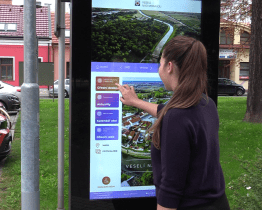 Ve Veselí vznikla první chytrá autobusová zastávka