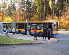 Na Dušičky budou posíleny spoje na hřbitovy. Největší nápor cestujících se očekává koncem tohoto týdne