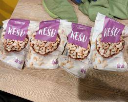 Mladík kradl, co se dalo. Žena to chtěla zkusit s podprsenkami