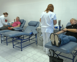 Uherskohradišťská nemocnice lákala prvodárce