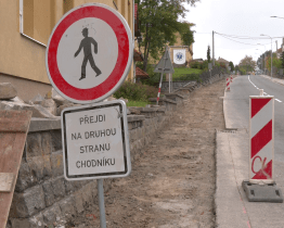Na ulici Komenského může dojít ke zpomalení provozu