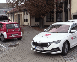 Pečovatelky mají auta s hybridním pohonem