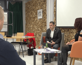 Ekonom Mojmír Hampl přednášel v Uherském Hradišti