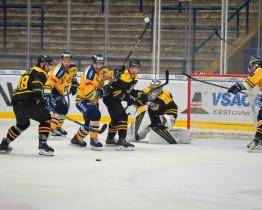 Berani přetlačili Sokolov gólem z přesilovky. Huf má první nulu 