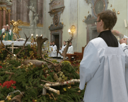 Šťastný lov má myslivcům zařídit Hubertská mše