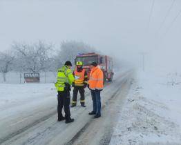 Tragická nehoda na Kroměřížsku. Řidič dodávky vjel před projíždějící vlak, střet nepřežil