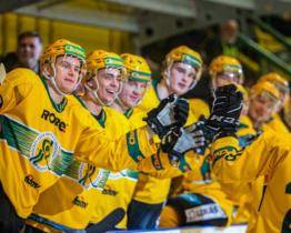 Vsetín se dostal do čela první ligy před Porubu, Zlín vybojoval alespoň bod 