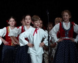 Základní škola oslavila sedmdesáté narozeniny výstavou i akademií