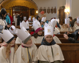 Tříkrálová sbírka začala v Ostrožské Nové Vsi slavnostním požehnáním