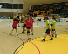 Zuberští házenkáři uspořádali krajský Zimní festival miniházené