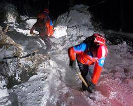 Projížďka zasněženou krajinou se změnila v boj o život