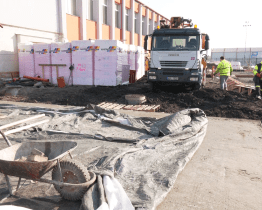 Staré Město buduje na Širůchu venkovní kluziště