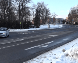 Rožnovská radnice řešila s krajským ředitelstvím silnic letošní opravy silnic