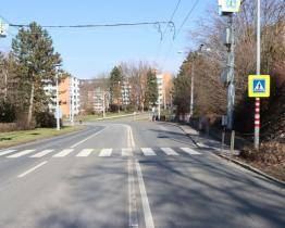 Řidič ve Zlíně srazil na přechodu pro chodce šestadvacetiletou ženu. Utrpěla těžké zranění