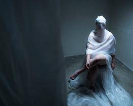 Fashion Event Dotek ukáže studentský design. Aukce z módní přehlídky podpoří ženy s rakovinou prsu