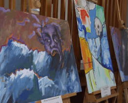 Díla z výtvarného sympozia jsou vystavena na hodonínské radnici