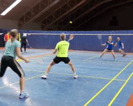 Badmintonisté Lokomotivy jedou plnou parou