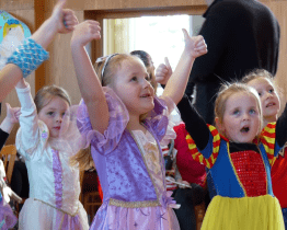 Dolní Němčí ožilo o víkendu Kosmohrátkami