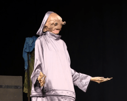 Bratislavské divadlo přivezlo do Veselí sci-fi pro děti