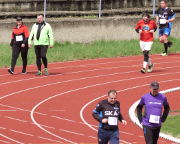 Na stadionu TJ Jiskra se běželo pro dobrou věc