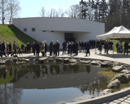 Obnovený památník na Ploštině započal novou éru