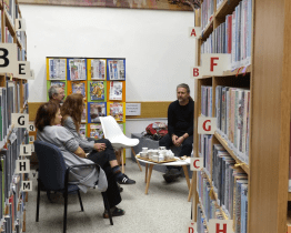 V otrokovické knihovně se uskutečnilo setkání s lékárníkem Havlíčkem