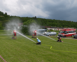 První horké dny s hasičskými závody