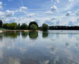 Štěrkoviště o víkendu ovládnou rybářské závody a první turnaj v korfbalu