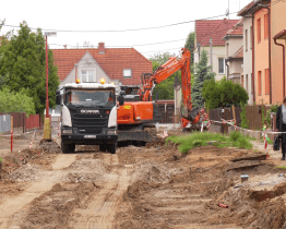 Ulice Nerudova bude minimálně do konce prázdnin neprůjezdná
